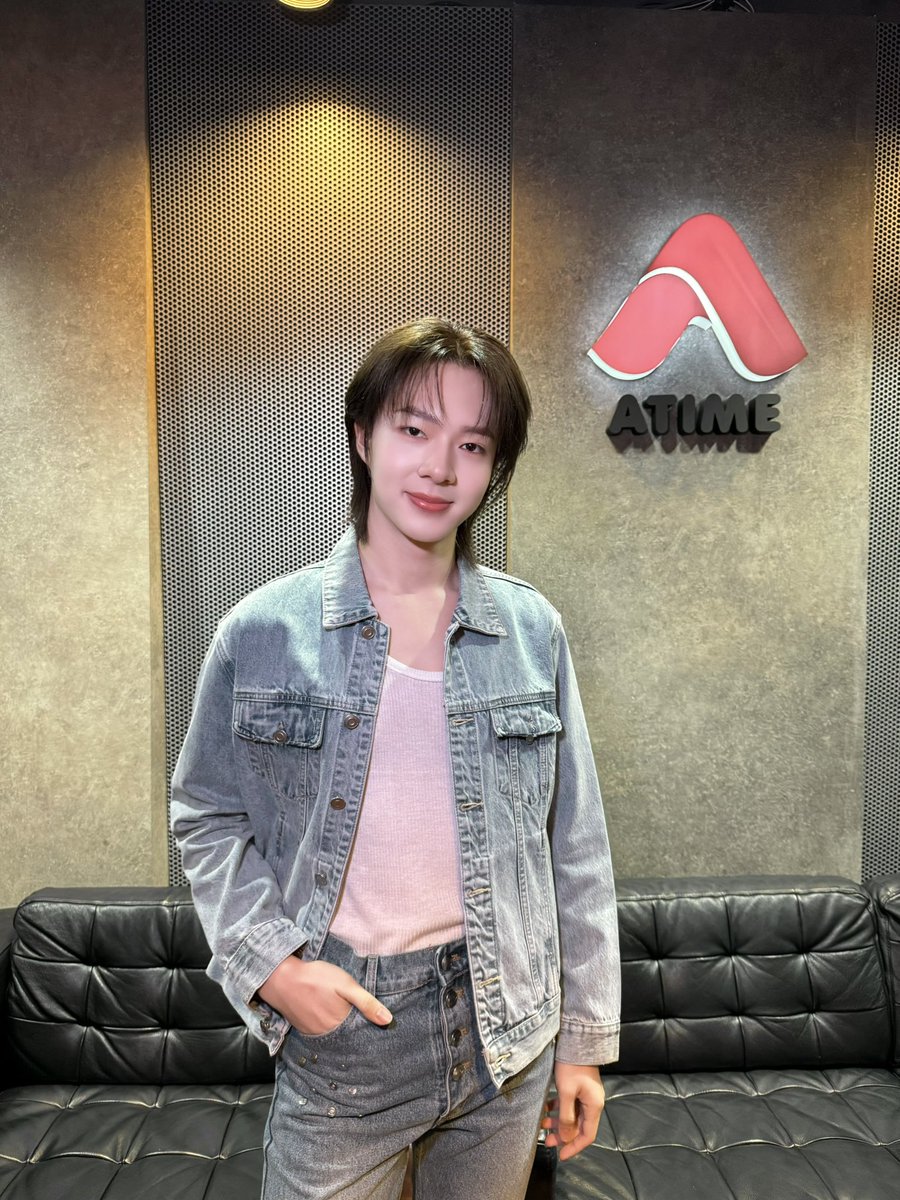 NuNew 6th single “𝗡𝗘𝗪 𝗦𝗘𝗔𝗦𝗢𝗡 (ฤดูใหม่)” (Prod. by The TOYS) Press Tour 🌧️🍂

“นุนิว” <a href="/CwrNew/">NuNew</a>  เดินสายโปรโมทเพลงที่ แฉข่าวเช้า 🫶🏻

🔗 : youtube.com/live/rHPVRNRji…

NUNEW 6TH SINGLE PRESS
#NewSeasonPressTour

#NewSeasonByNuNew
#NuNew6thSingle
#NuNew #DMDMUSIC