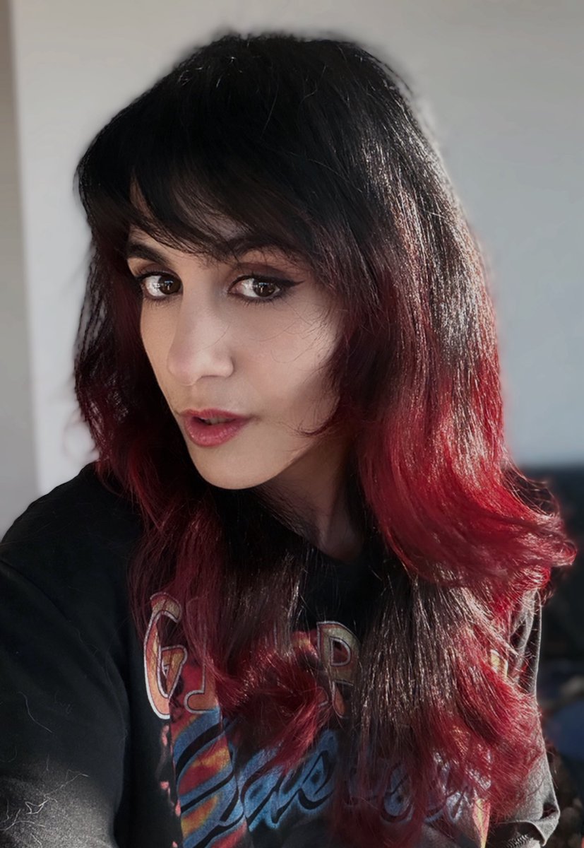 vio 🖤✨ tweet media