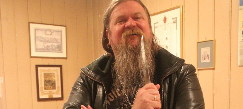 𝕴𝖓𝖘𝖎𝖉𝖊 𝖙𝖍𝖊 𝕮𝖆𝖘𝖙𝖑𝖊 tweet media