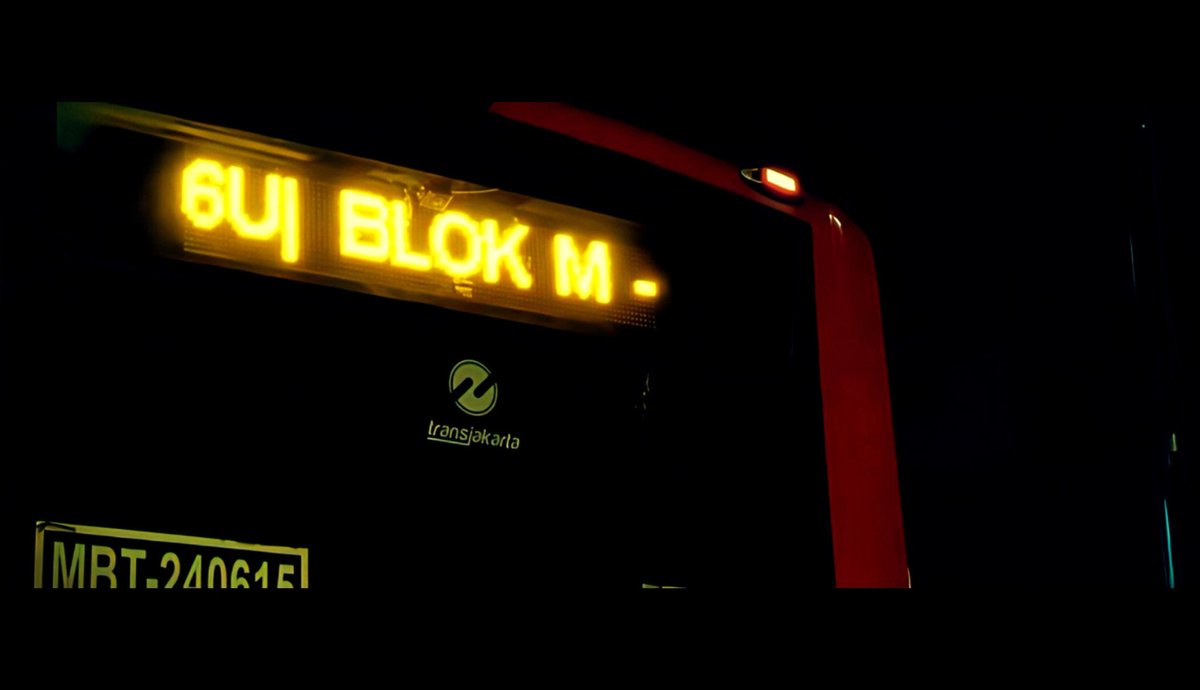 ⠀
INSTAGRAM UPDATE.

𝗿𝗶𝘆𝗮𝘀𝗺𝗮𝗮𝗵𝗶𝗿 ⠀Masih merupakan bagian dari agenda #HappyLensJourney edisi #3, malamnya saya dan Syair Bumi memutuskan kembali pada ingar-bingar pusat perkumpulan trendi negara dengan bangsa yang besar ini. 

📷 by: Fujifilm XT-2
📍Blok M Square.
⠀