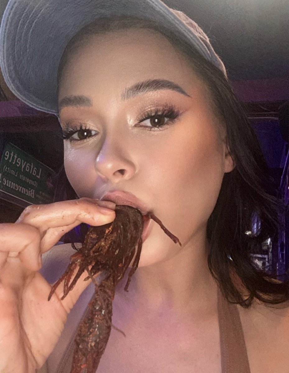 MICHELLEYROO tweet media