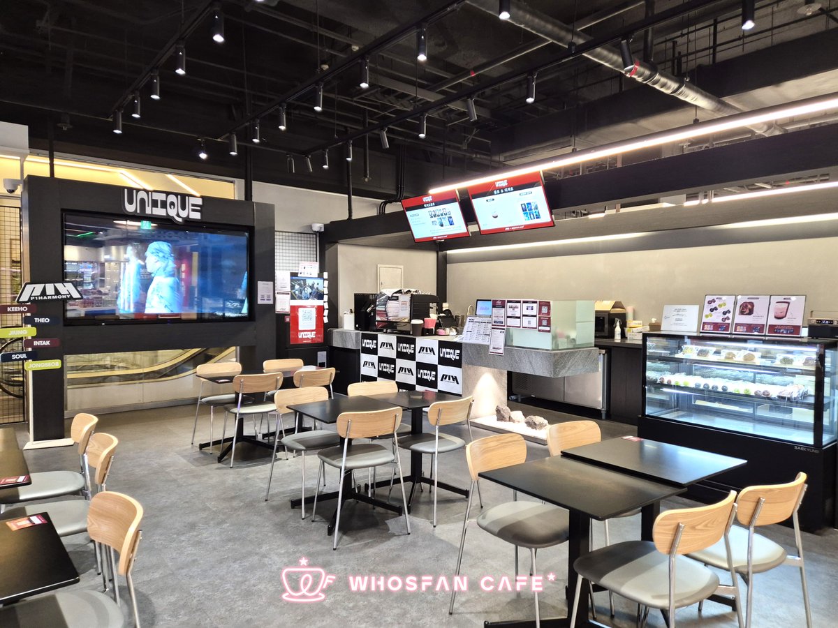 Whosfan Cafe 후즈팬 카페 tweet media