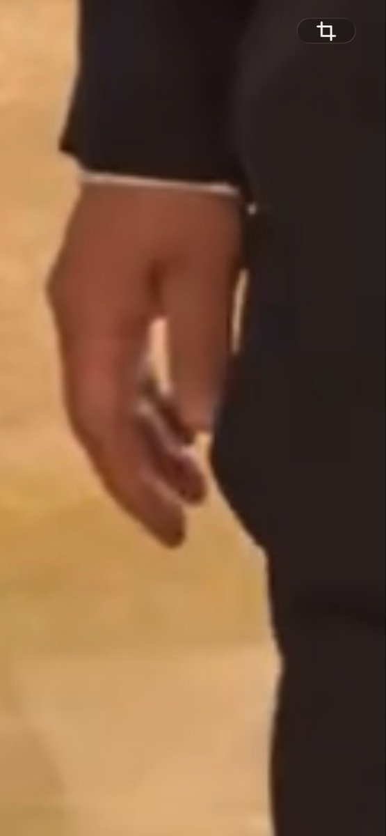 mike hunt tweet media