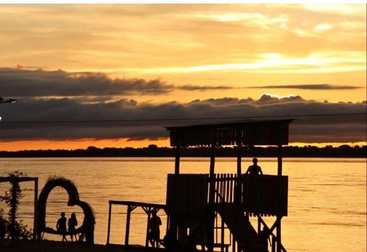mcolman76's tweet photo. #TNDENOCHE Bella Vista - Corrientes la ciudad de los mas lindos atardeceres https://t.co/dsM7dB3pRa