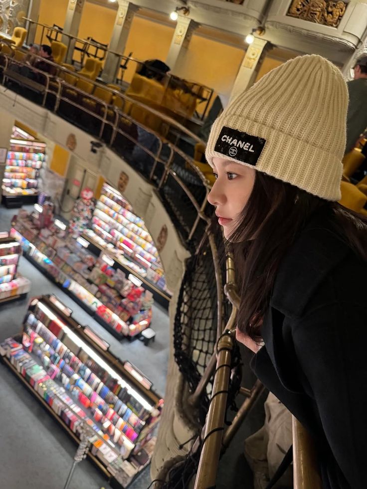 𝖠bee. tweet media