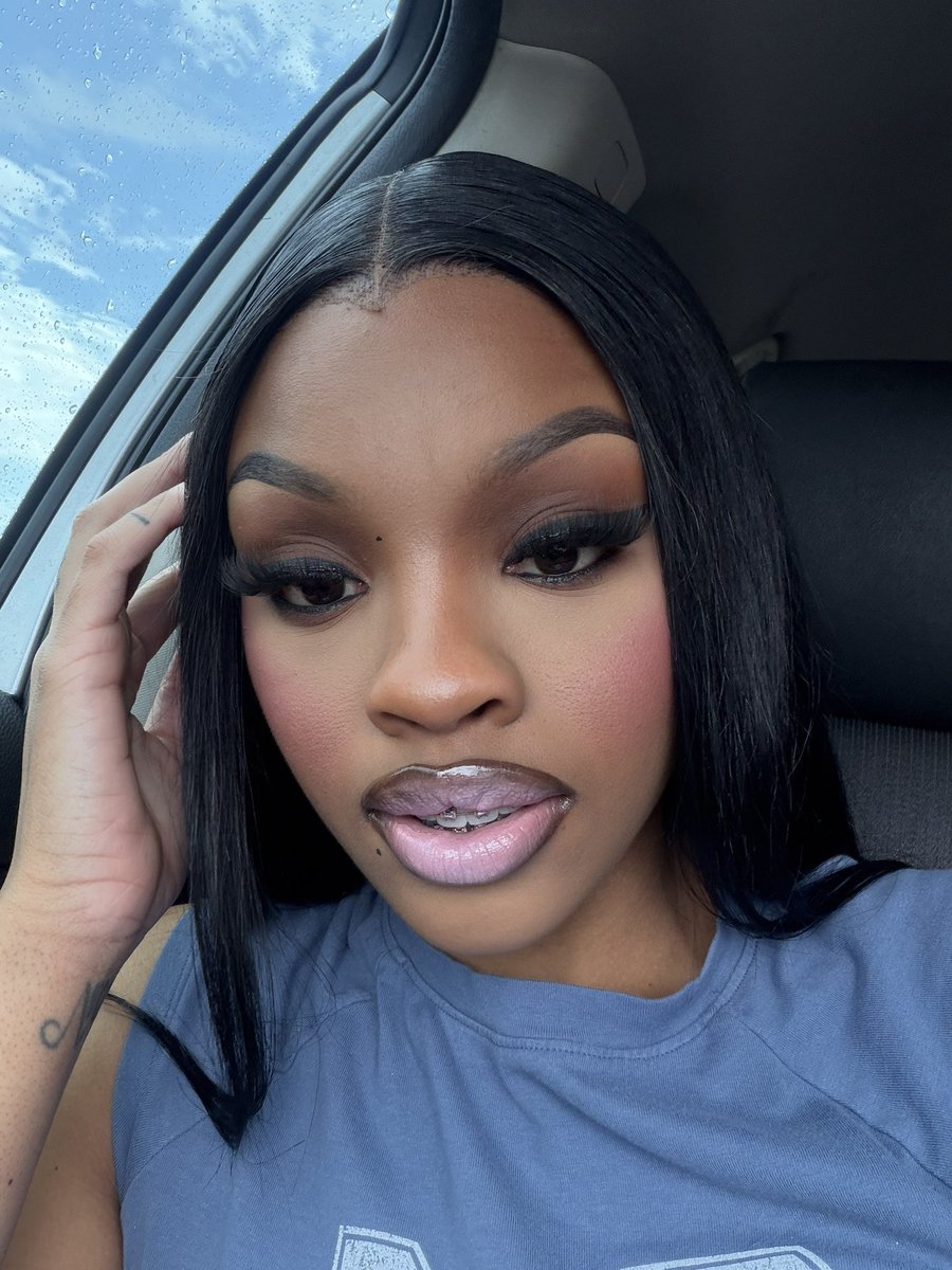 ms.tatyy 💋 tweet media