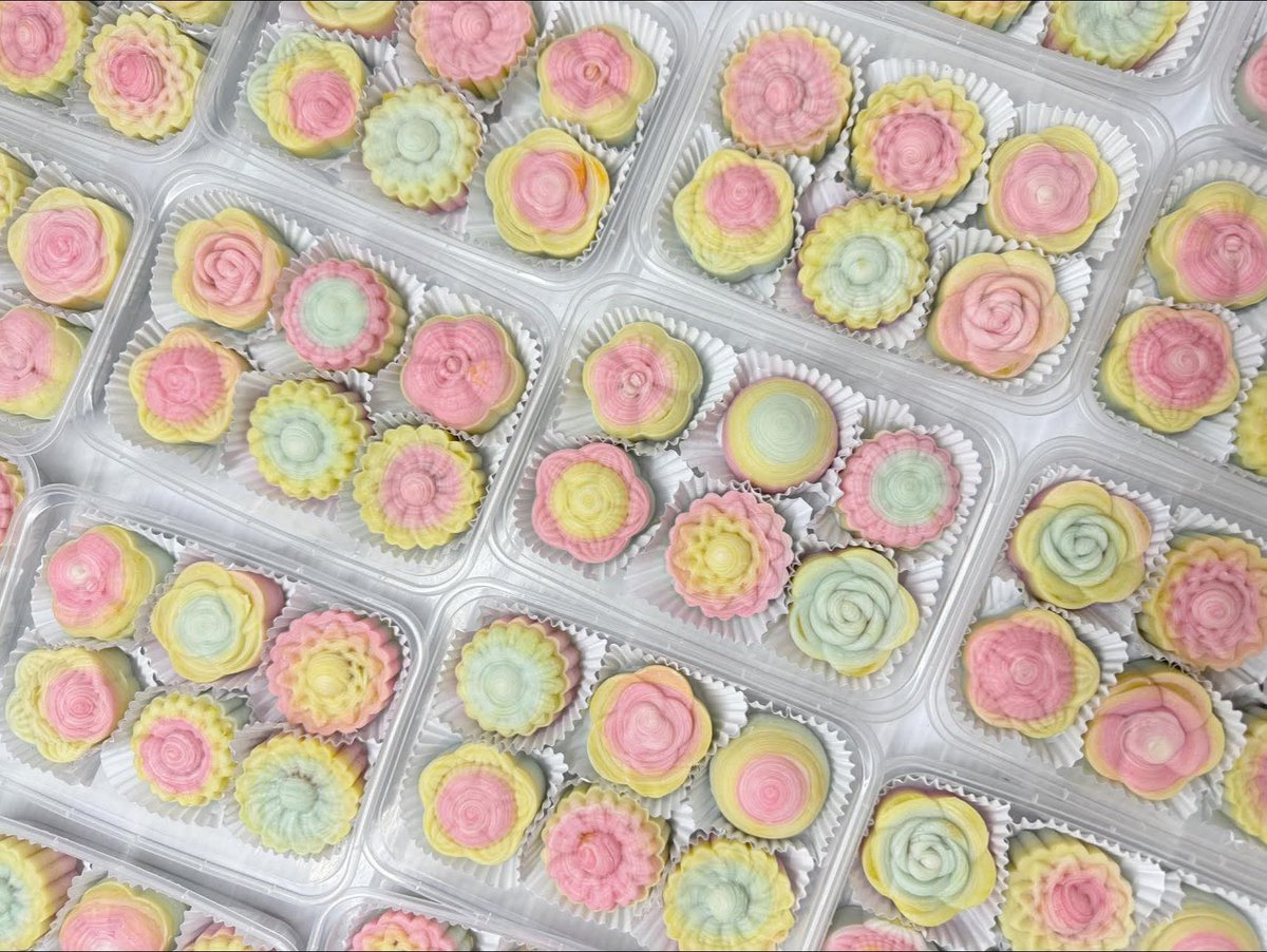 ว่าง 15 กล่องค่ะ รอบส่งพรุงนี้
ทัก <a href="/ByKhunlookmoo/">Khunlookmoo</a>