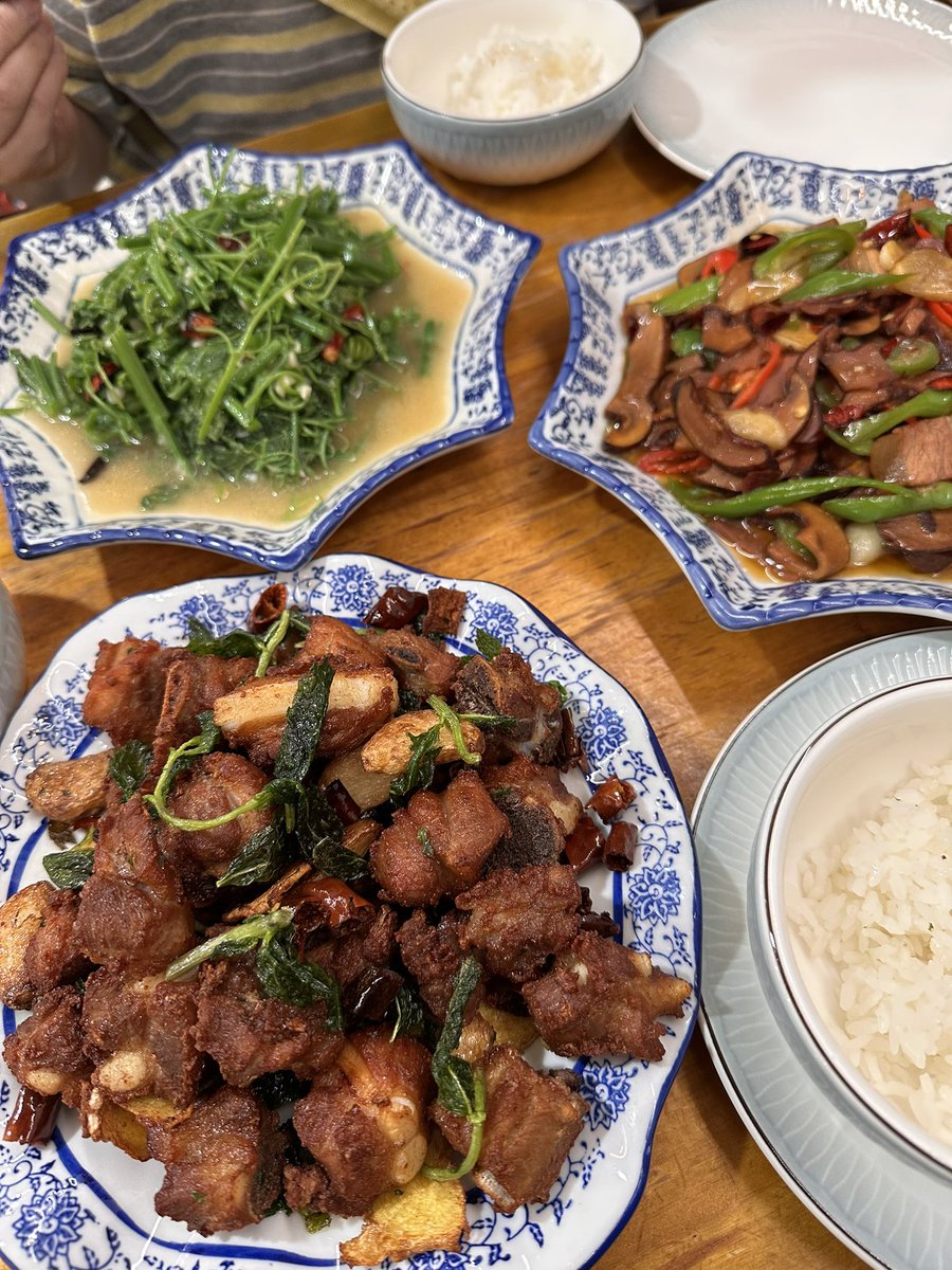 🍚 https://t.co/CktJQ7jgFW