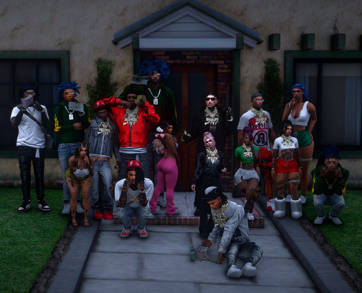 BOOKER AND BUCKET 🧨🏀 (@htgprince) on Twitter photo 