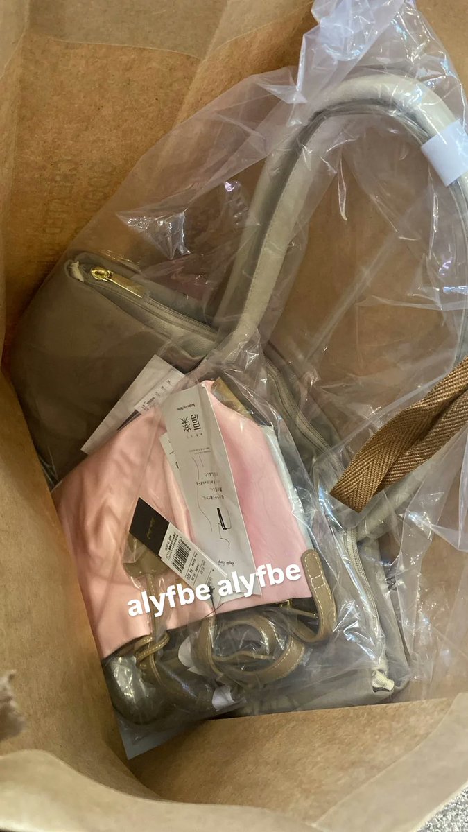 Alya ᵕ̈ tweet media