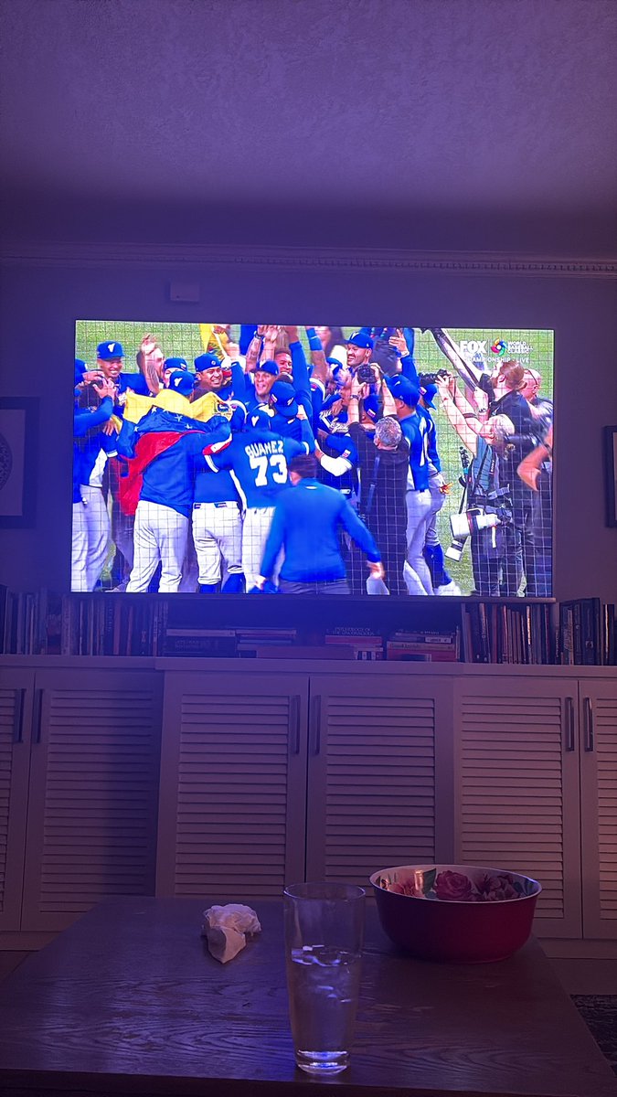 glass2cast's tweet photo. This is great for baseball https://t.co/ucUvDe95b7