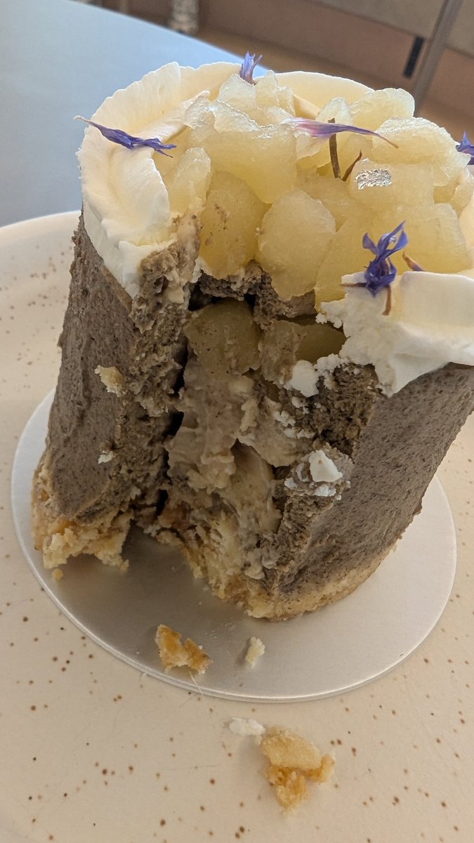 Enzio Argento 🍸 Bartender【New VTuber arc】 tweet media