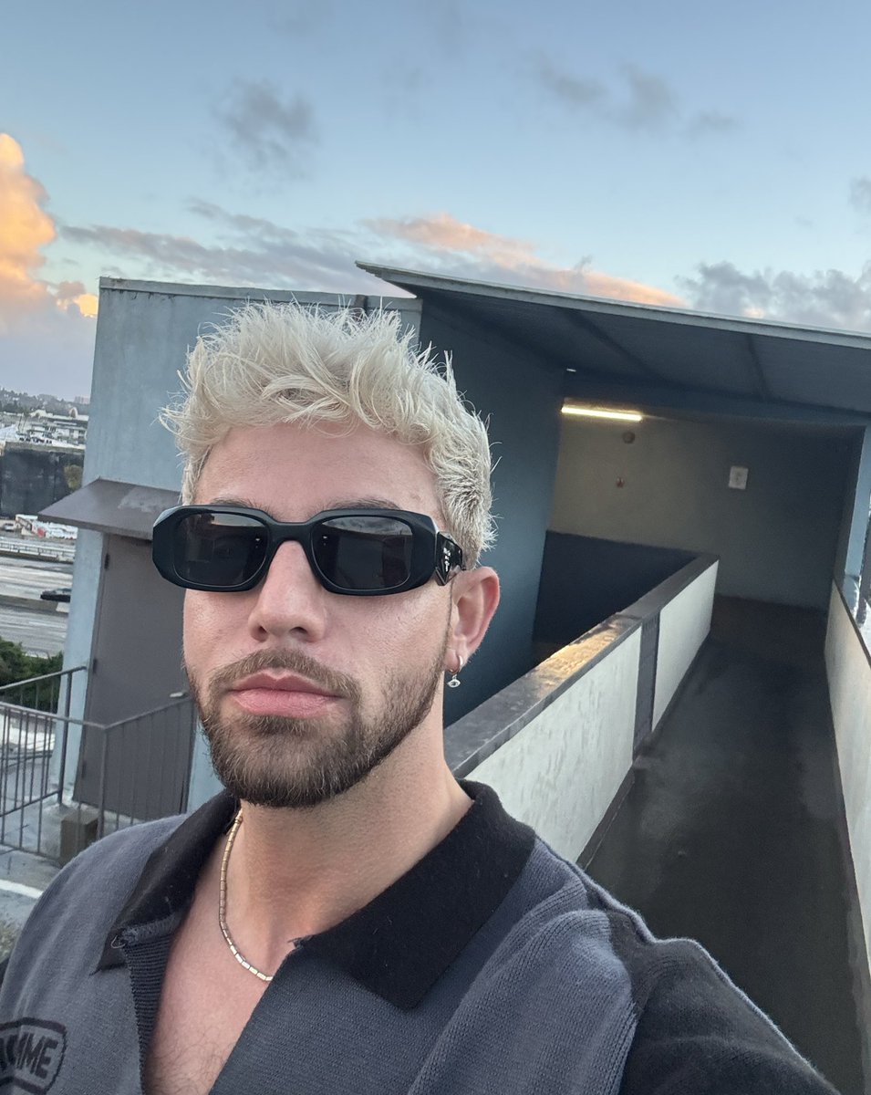 joeelebb's tweet photo. Been awhile 👋🏼 https://t.co/gNSYGricrw