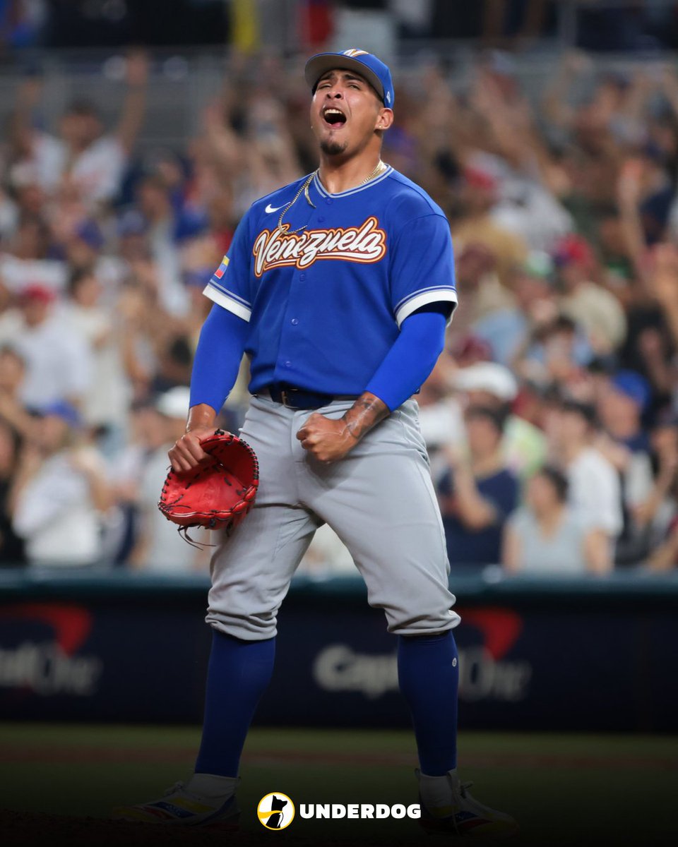 Team Venezuela's bullpen last three games:

18.2 IP
2 ER
22 K
9 H
5 BB