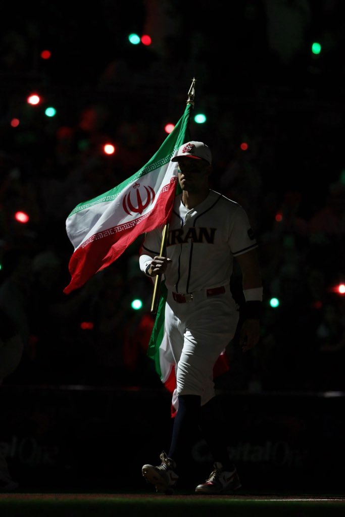 rooster 🐓 tweet media