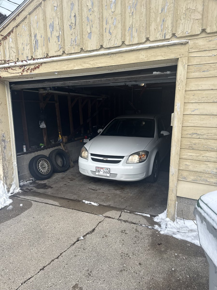 its certainly not much, but i finally have my *own* garage. after spending my whole life working out of my parents garage and borrowing my dad’s things, it is so nice to be able to have my own place. i cant wait to finally bring the miata down to the city