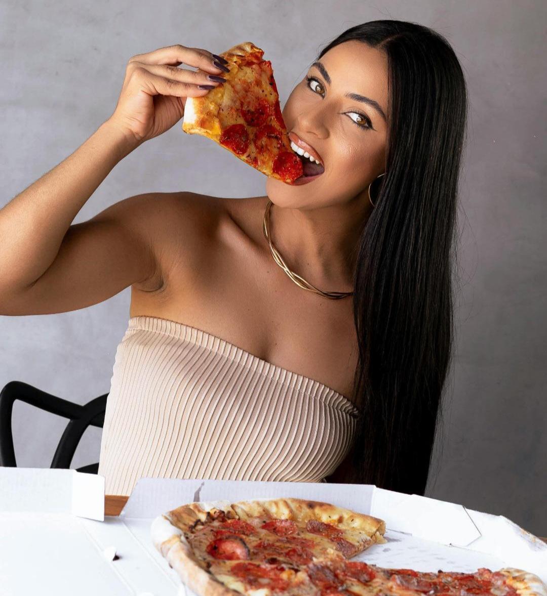 Stats Globe tweet media