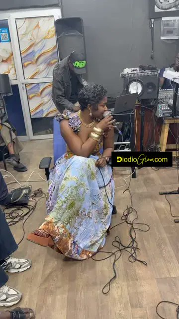 OneGoalOneAim's tweet image. Aythia gnou dém Ar ndiehenn Mia guisse 11 Avril esplanade grand théâtre. #miaguisse #11 #choix #unique

Découvrez cette vidéo TikTok captivante de @miaguisse dans la catégorie tendance. Suivez les tendances virales du Sénégal avec DiodioGlow - Votre source #1 pour...

#Senegal