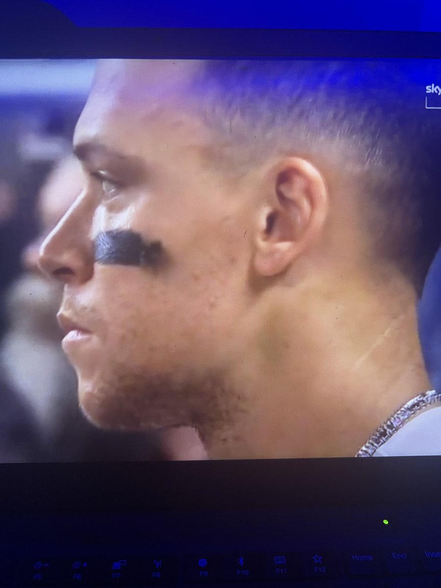 NegativeNew's tweet photo. 0-4 3Ks 🤣🤣🤣He’ll NEVER BE CLUTCH 😅😅😅 He’ll NEVER “RISE”to the 0-KKKasion 🤣 DANCE VENEZUELA 🇻🇪 DANCE BABY‼️ 🕺🏽💃🏽🕺🏽💃🏽🤣🤣
#CHEATERSNEVERWIN #3HITS #ALLSIT👨🏽⚖️ #FVCKRACISM #SOTOWASRIGHT #DRWASBETTER💯 #GGToTheCoolUSAfans #TheWorldWonTonight #ENDRACISM #MLB 🤣 #WBC 🤣 #BALL4🤡 https://t.co/n63rgHZv2T