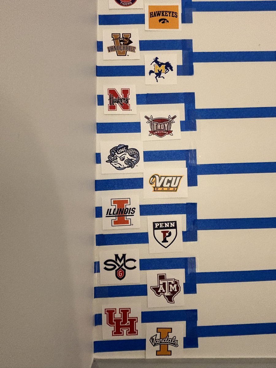 KareBear tweet media