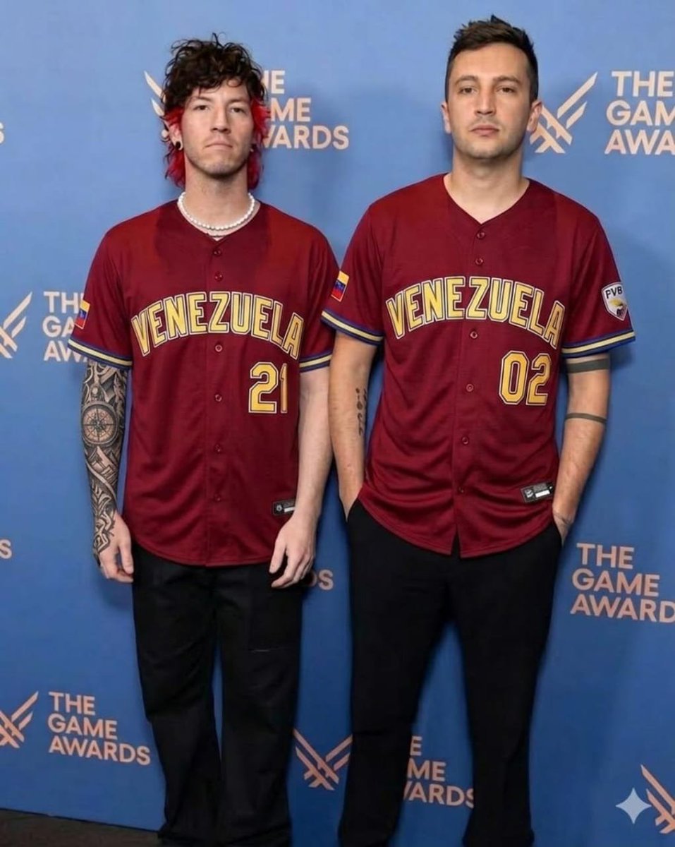 ohmrtrench's tweet photo. viva venezuela, el baseball y twenty one pilots carajo!!!!! https://t.co/VN8MT0JwKW