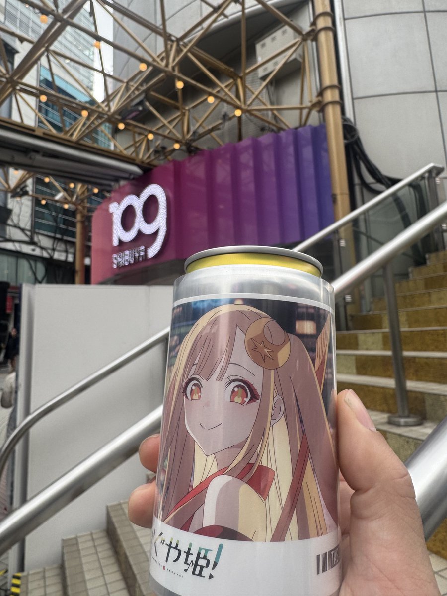 独身異常男性には厳しい空間でした
ぬきたしのポップアップショップやってたけど人来るんでしょうか