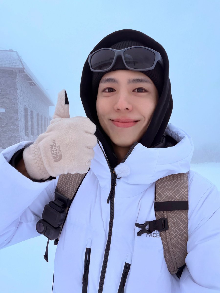 [📢] 박보검 tvN '보검 매직컬' 출연 안내

잠시 후, 오후 8시 35분 ⏰
보검님이 tvN '보검 매직컬'에 출연합니다!

팬 여러분의 많은 시청 바랍니다. 🤍

#PARKBOGUM #박보검
#TheVillageBarber #보검매직컬
#THEBLACKLABEL #더블랙레이블