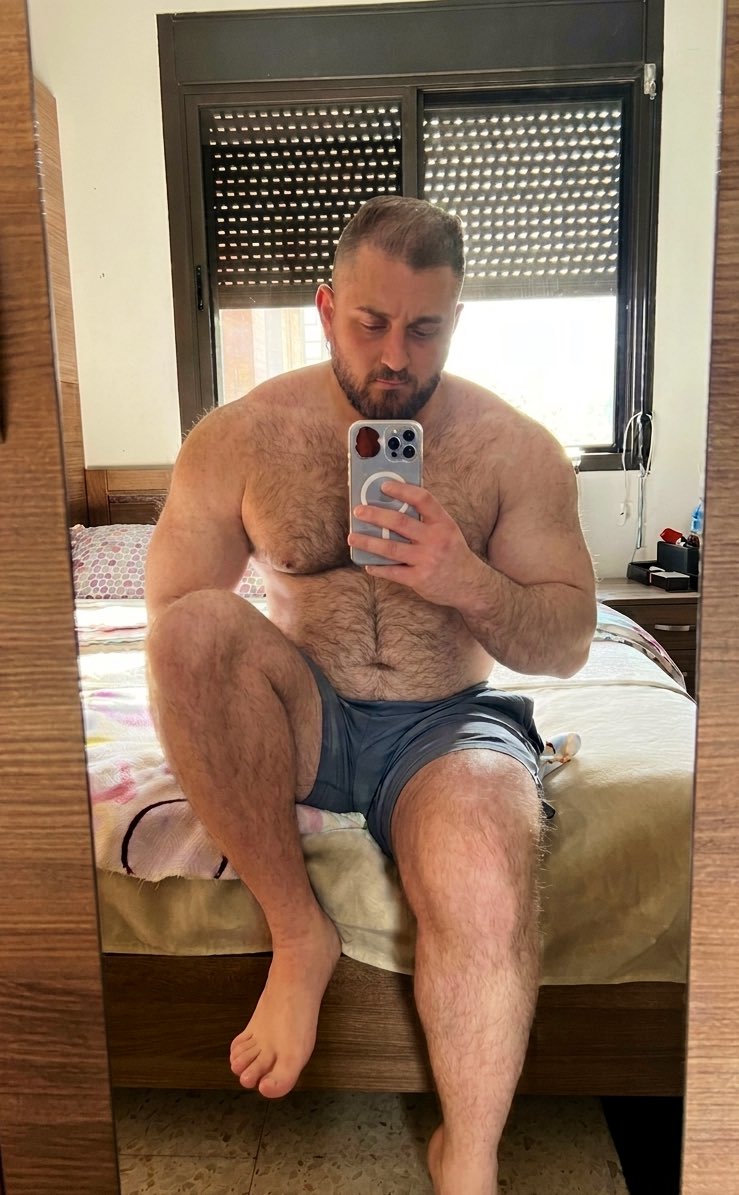 Joey 🇱🇧 tweet media