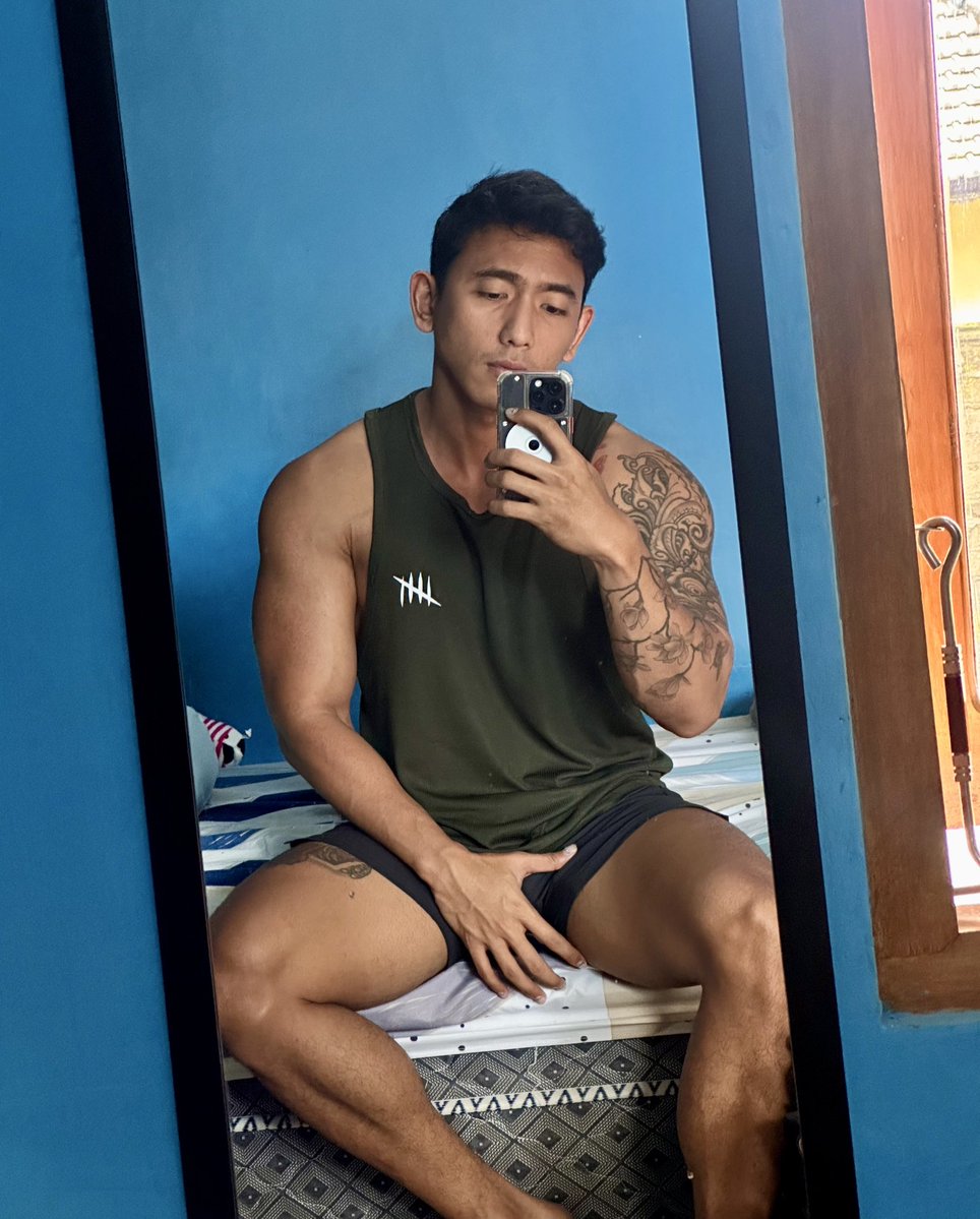 avanthelove tweet media