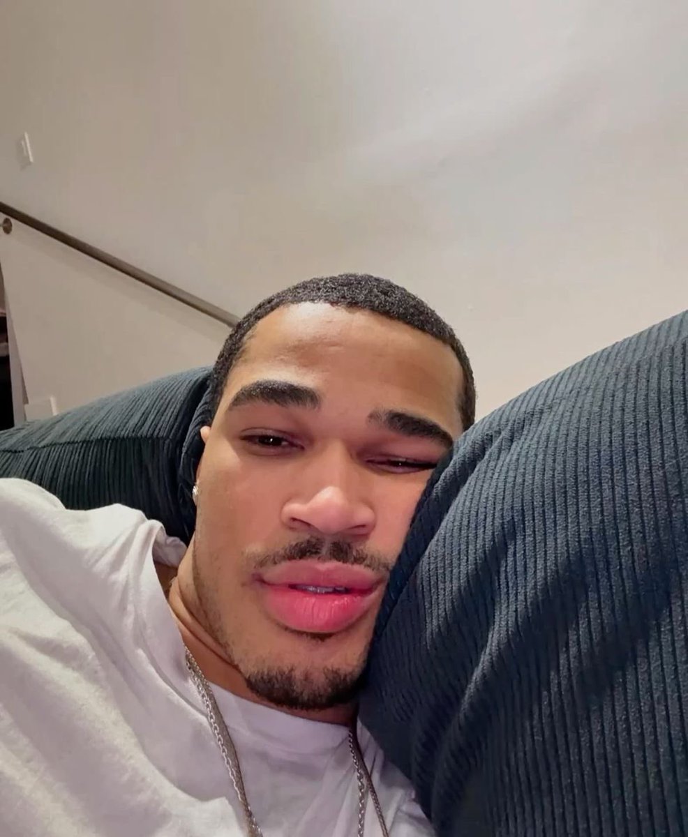 😘🙈☺️ tweet media