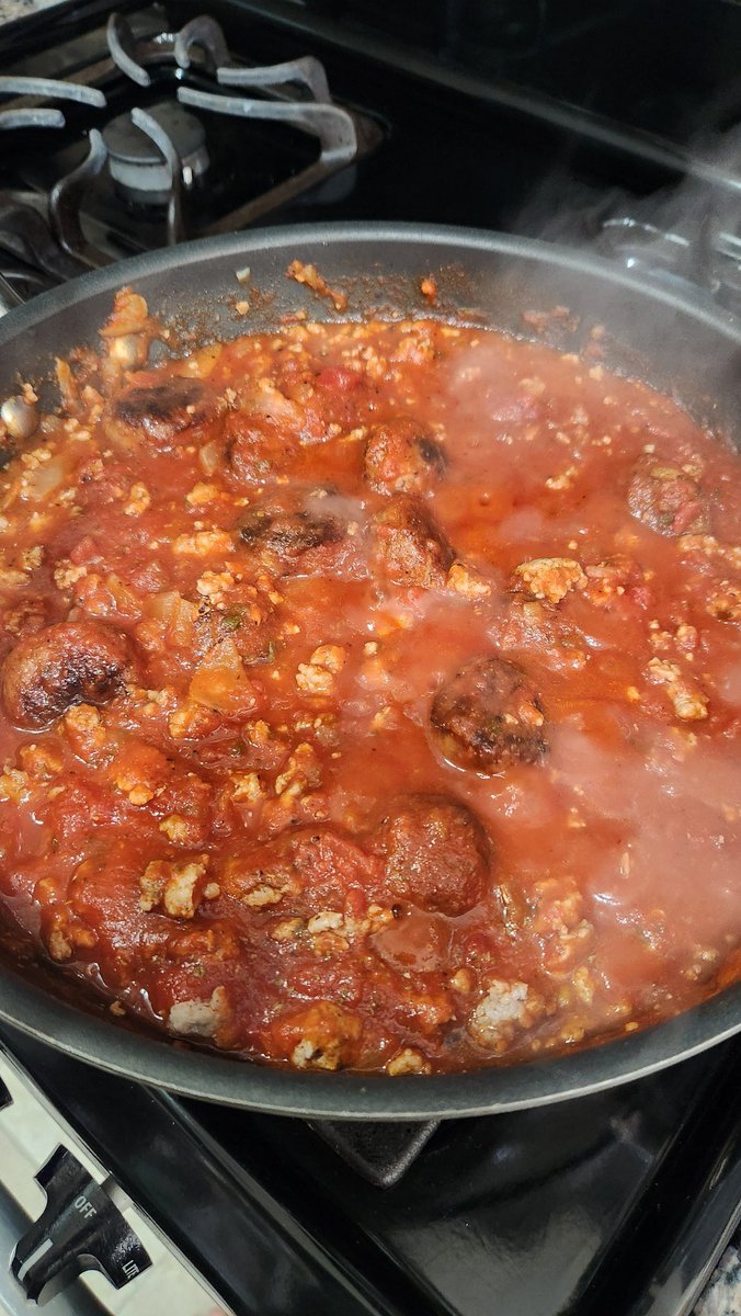 Mr Medra tweet media