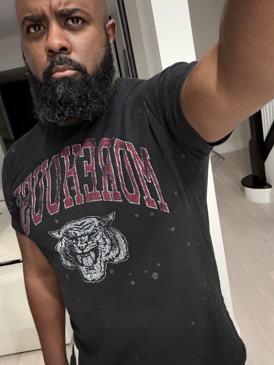 Short God 🐻🐻🐻🐻🐻 tweet media