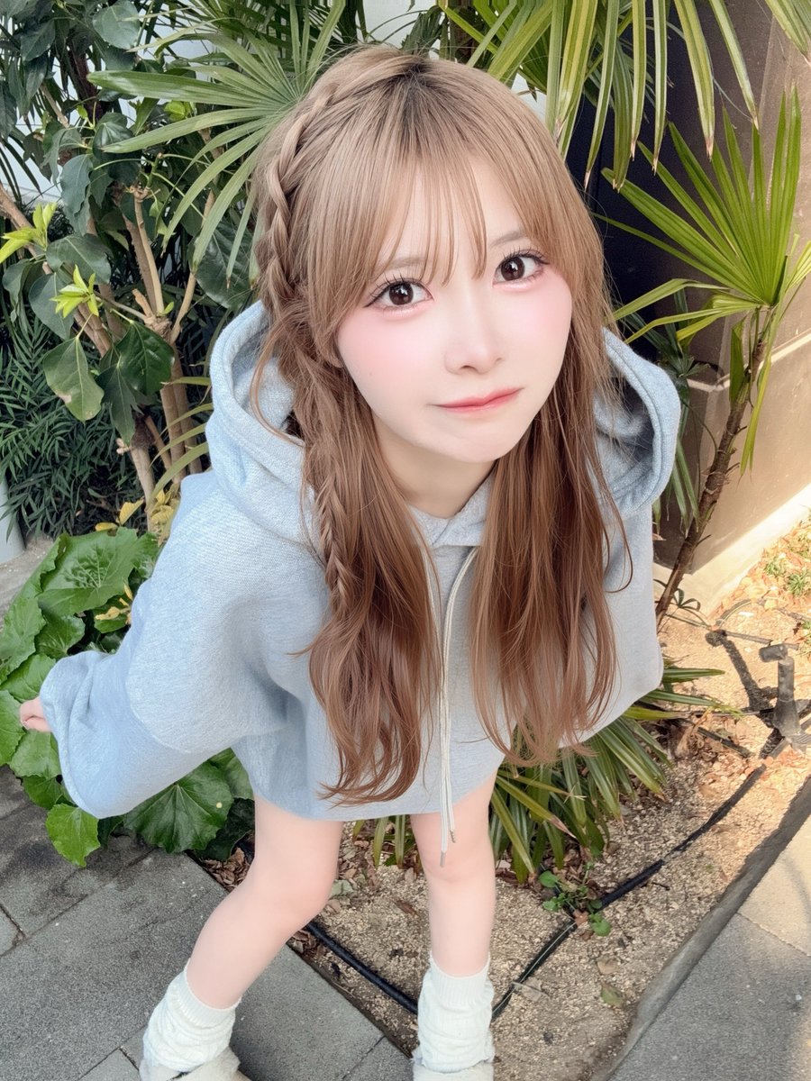 mei_ravidavi's tweet photo. パーカー白ギャルっ https://t.co/93EO5da5NU