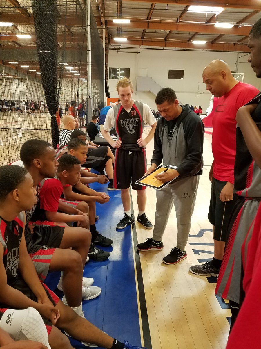 Matthew Kovach tweet media