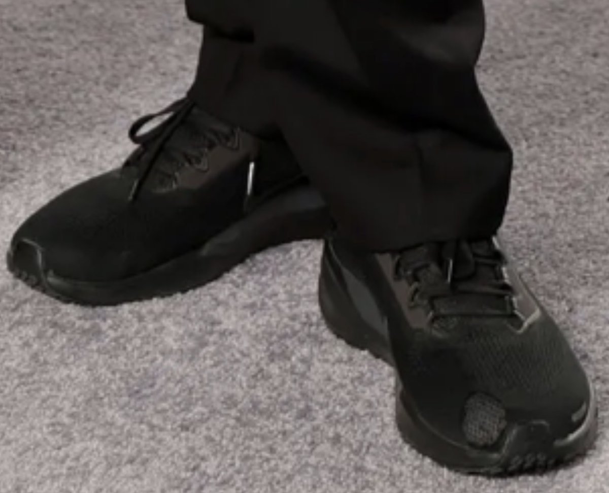 The Busiest Man in The World tweet media