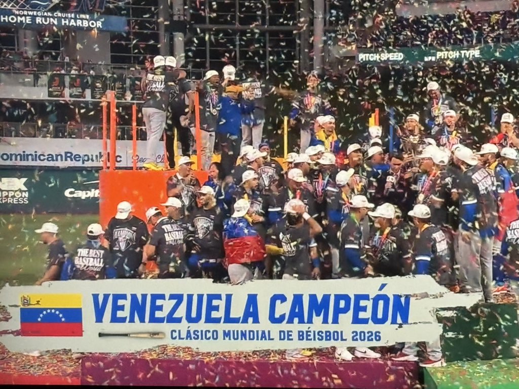 Una noche inolvidable!!! Gracias, gracias por regalarnos esta alegría!!