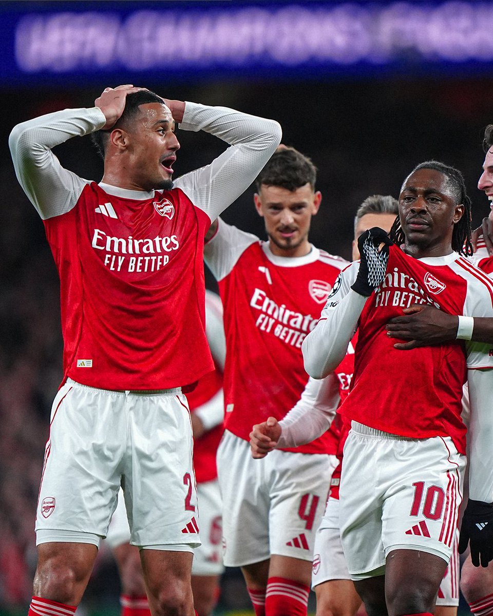 Dáwit ☻ tweet media