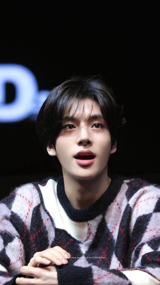 제이크 얼굴 tweet media