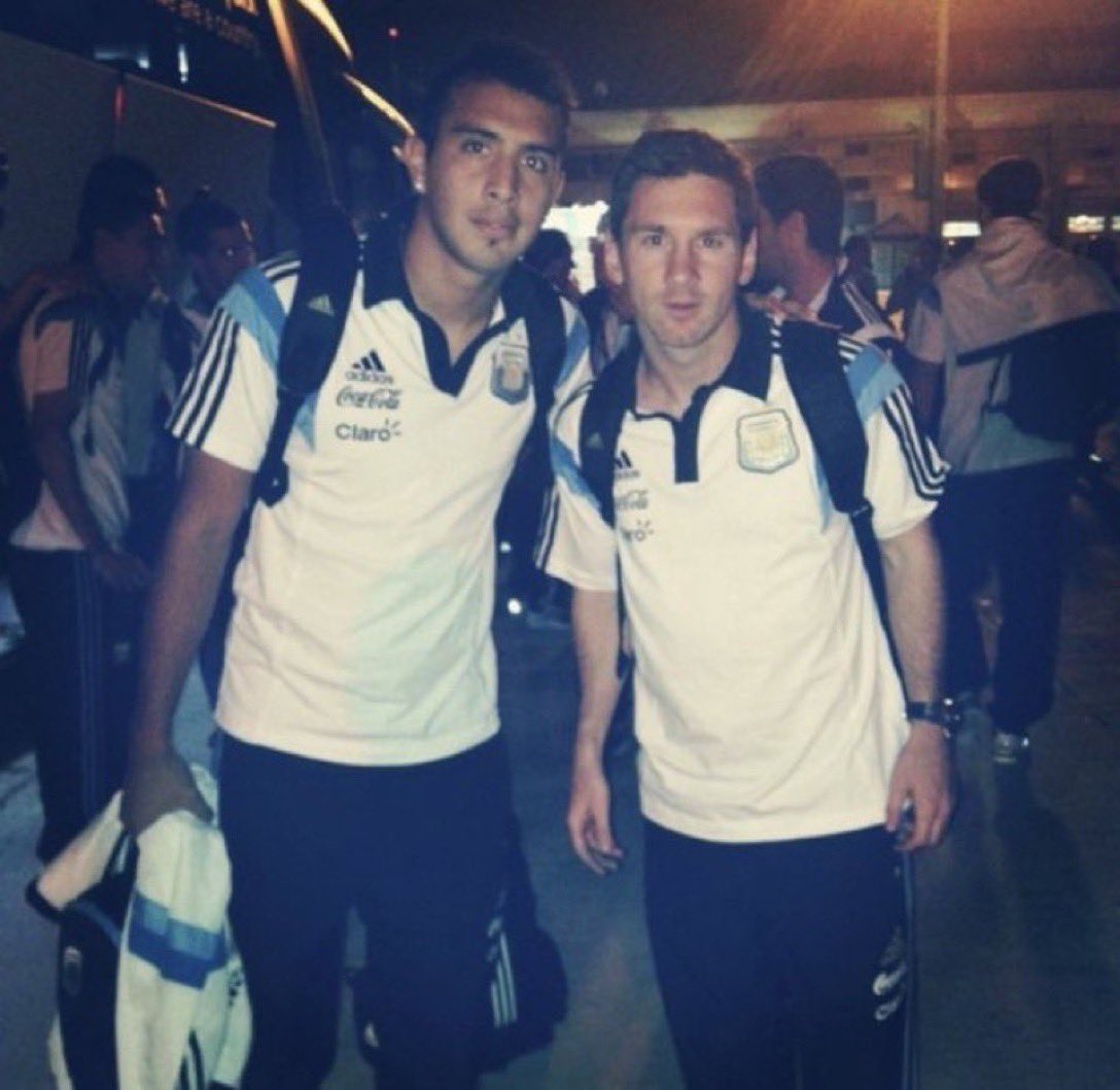 TheIntuitivo tweet media