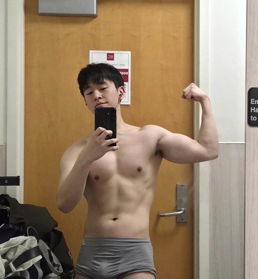 First LivingWealthy tweet media