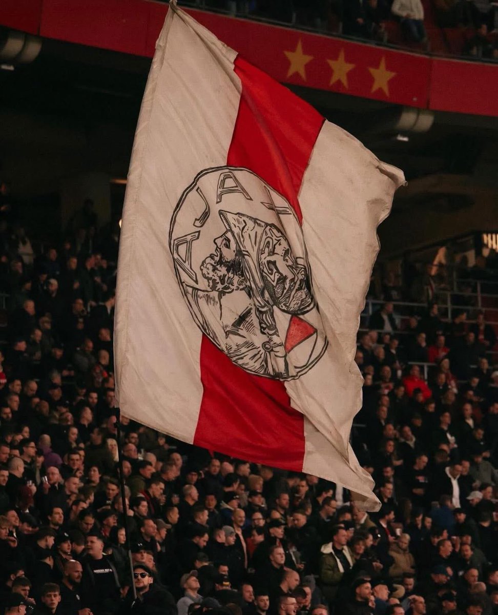 I_SideAjax's tweet photo. Gebouwd in 1900.
Nog steeds de mooiste club van Nederland!

126 jaar Ajax 🤍❤️🤍 

#Ajax #AjaxIsrael #Isideajax #gefeliciteerd #mazaltov #mokum #Ajaxamsterdam #superjoden #havanagila https://t.co/y07Tv53LKp