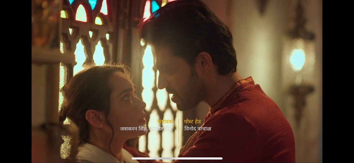 captionwala's tweet photo. Seher 18th March Captions:

- Seene main dil nai hai na aapke pathar hai.
- Aise ekdum se kisi ko sahara dekar chod dena kitna bada gunaah hai aap janti hai.
- Sochna band karo gutne dard ho jaenge.
- Aasuon ka bhi break fail ho Gaya hai. https://t.co/knLUzjR58U