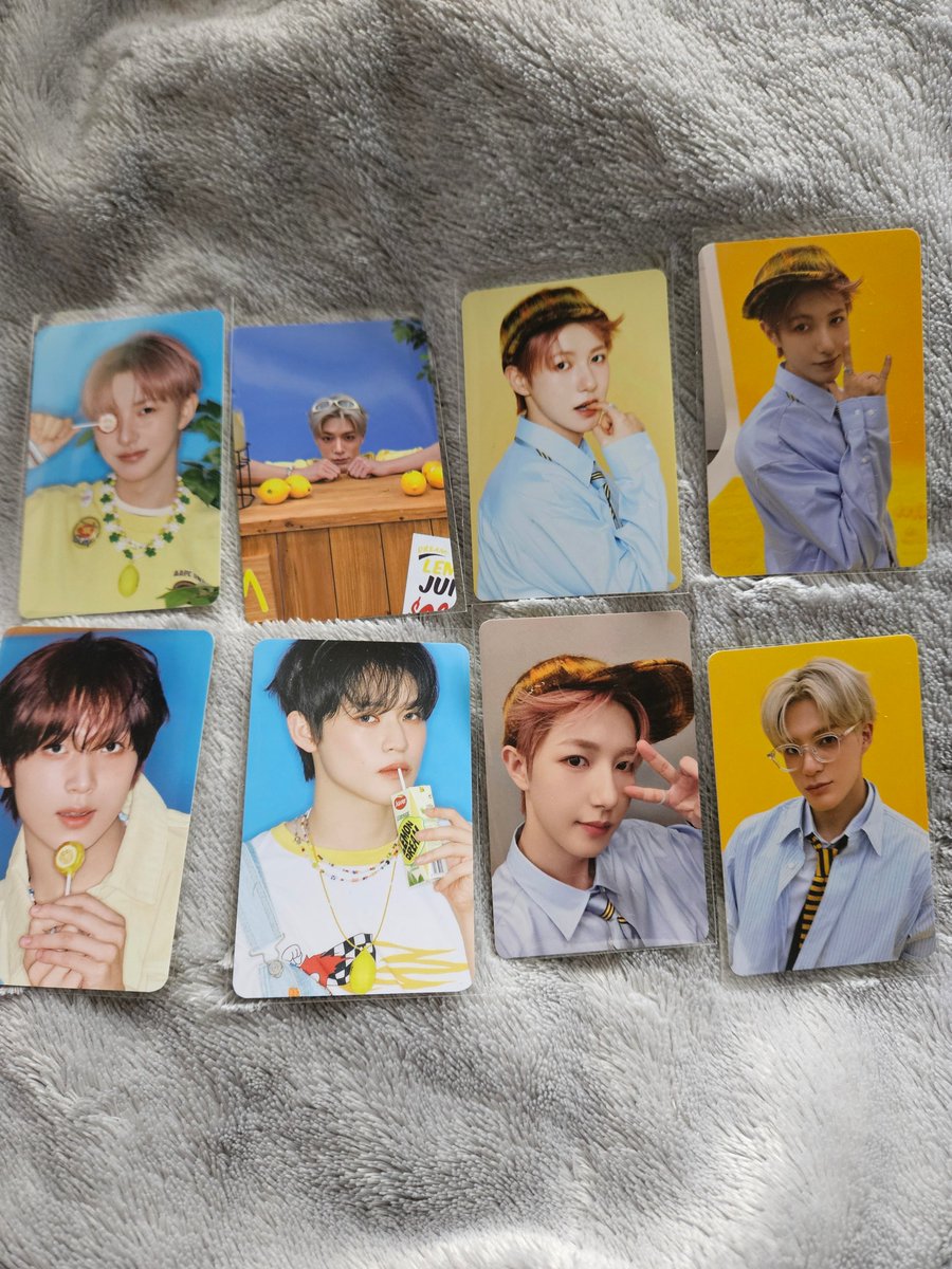 サチロ tweet media