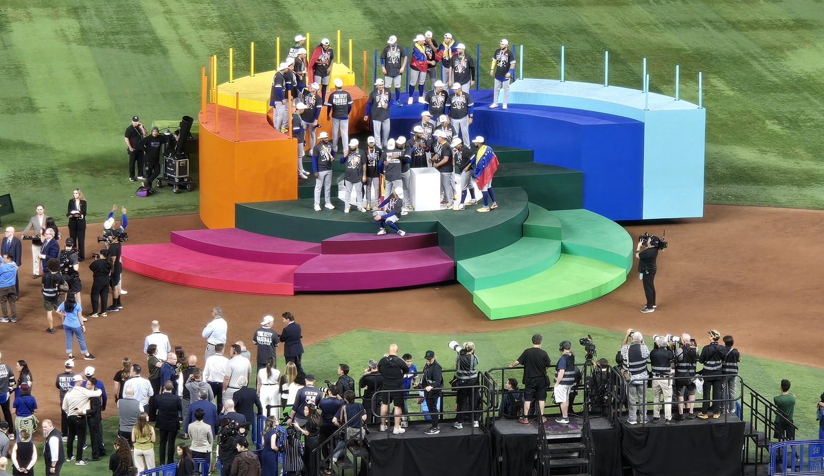 Joe Mock tweet media