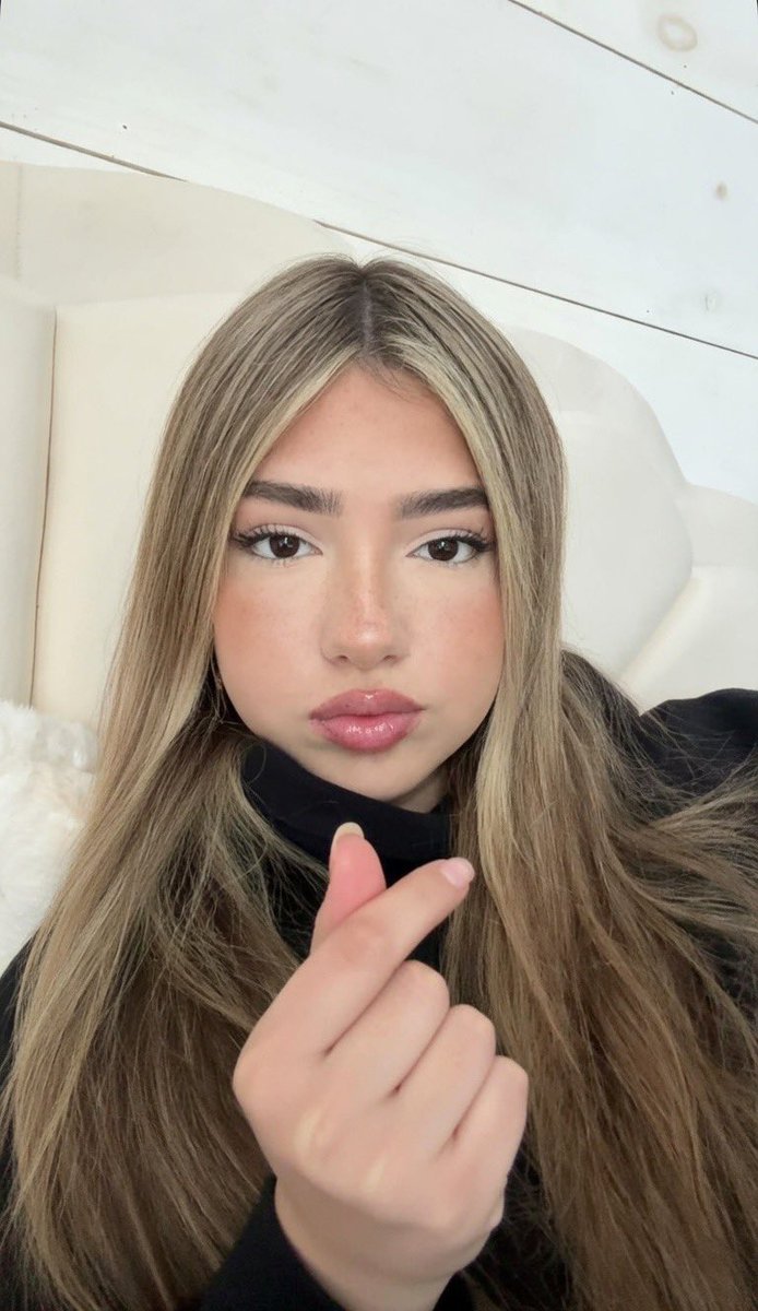 Embreigh ͟͟͞͞➳❥ tweet media