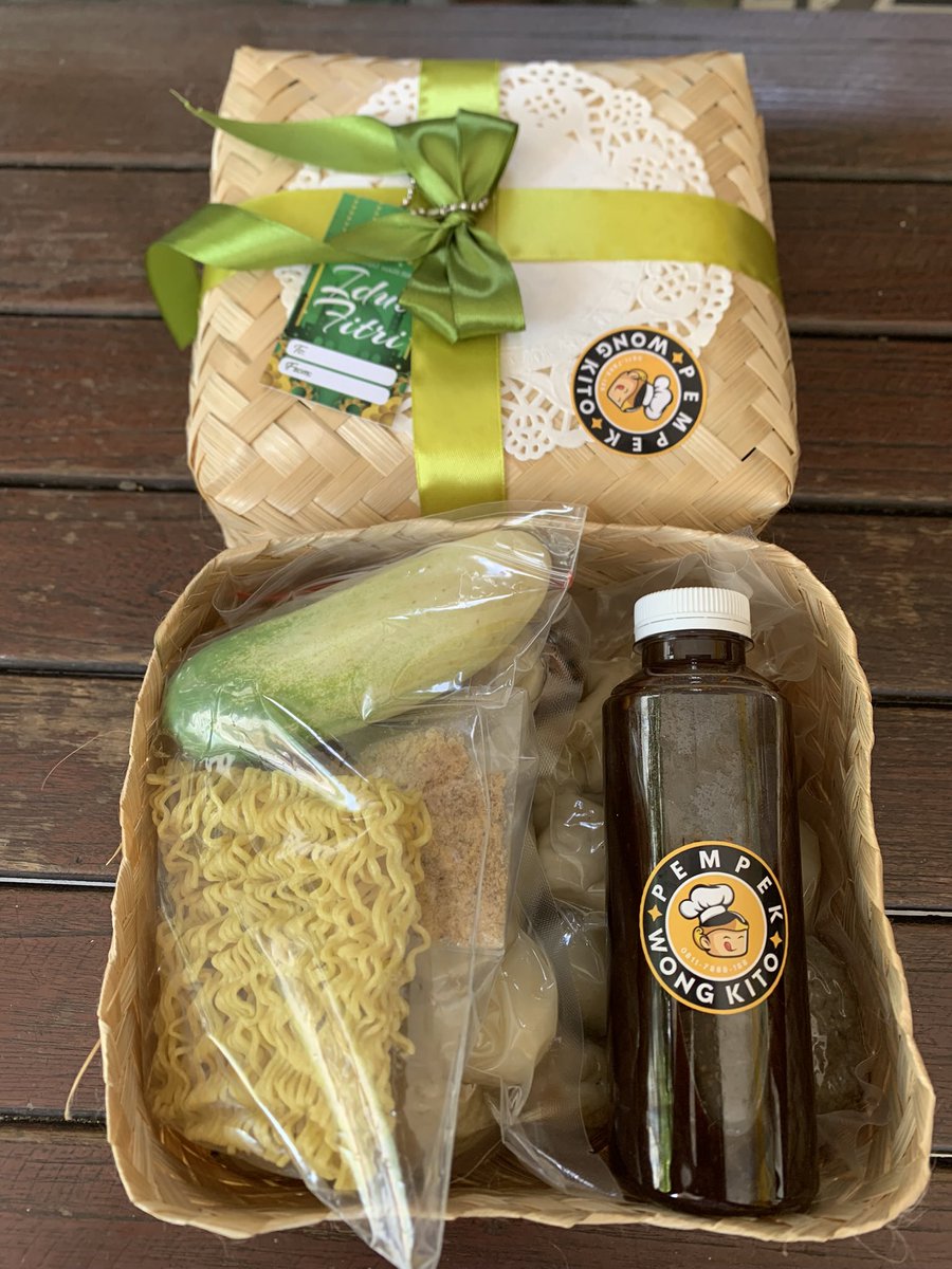 lapor, eps nganter hampers ke ortu pacar diramadhan th ini ga melesat🤭😍 
Alhamdulillah th ke-2 Ramadhan ngasi hampers