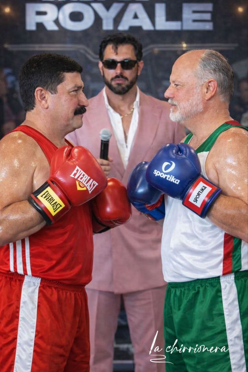 Out Of Context Chihuahua tweet media