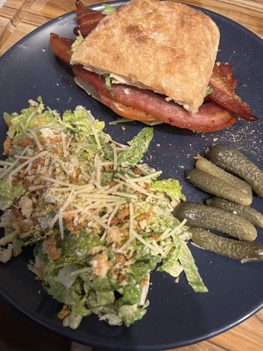 1𝖘 𝖘𝖚𝖒𝖒𝖊𝖗 •ᴗ• tweet media