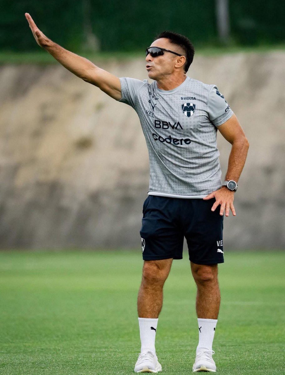 Tony tweet media