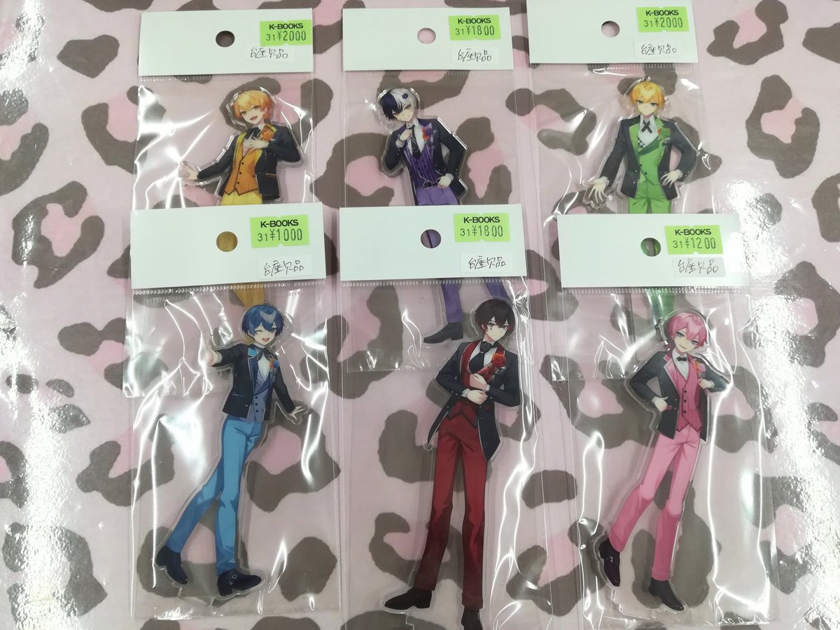 入荷情報】 『AMPTAKxCOLORS』 ジオラマアクリルスタンド(台座欠品)が 